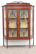 Edwardian inlaid mahogany display cabinet, shaped front with serpentine sides, satinwood banding,