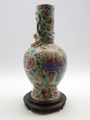 19th Century Cantonese baluster vase with panels of figures and landscapes with applied lizard