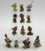 Collection of 13 small Beswick birds including Chaffinch, Grey Wagtail,