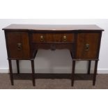 Early 20th century Georgian style mahogany break bow front sideboard, fluted decoration,