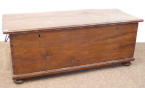 Late 19th century oak blanket box, rectangular moulded top hinged top,