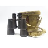 Pair WWII Japanese 7x7.1 binoculars by Tokyo Kogaku Kikai in tropical case, serial no.