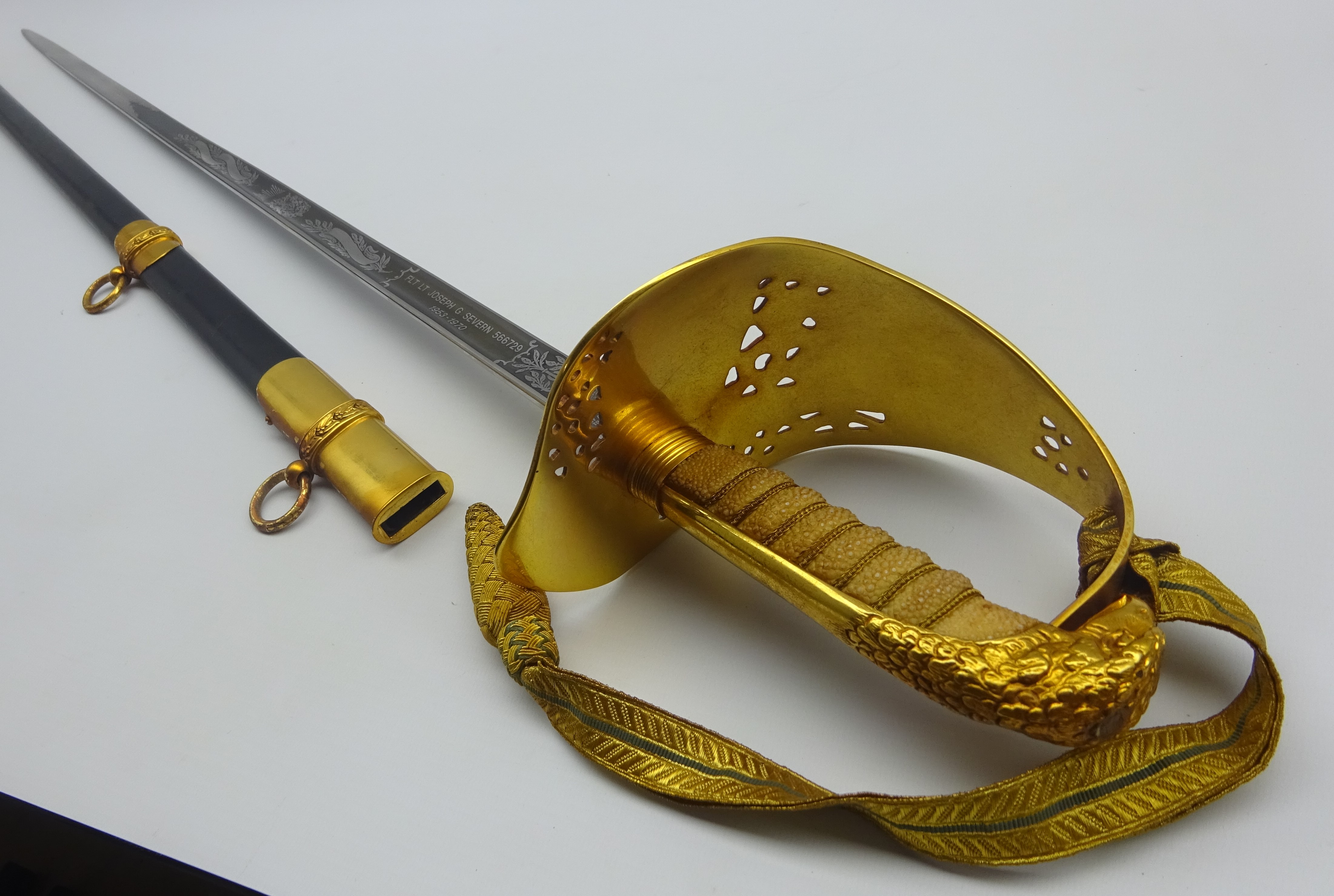 QEII Wilkinson Sword presentation RAF officer's dress sword with decorative 82cm fullered steel - Image 3 of 18