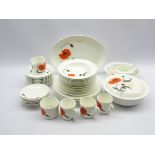 Wedgwood Susie Cooper design dinner service in the Cornpoppy pattern including plates in various
