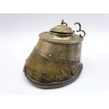 Silver mounted horses hoof inkwell inscribed 'Old Mustard 1931' Sheffield 1931 Maker James Deakin &