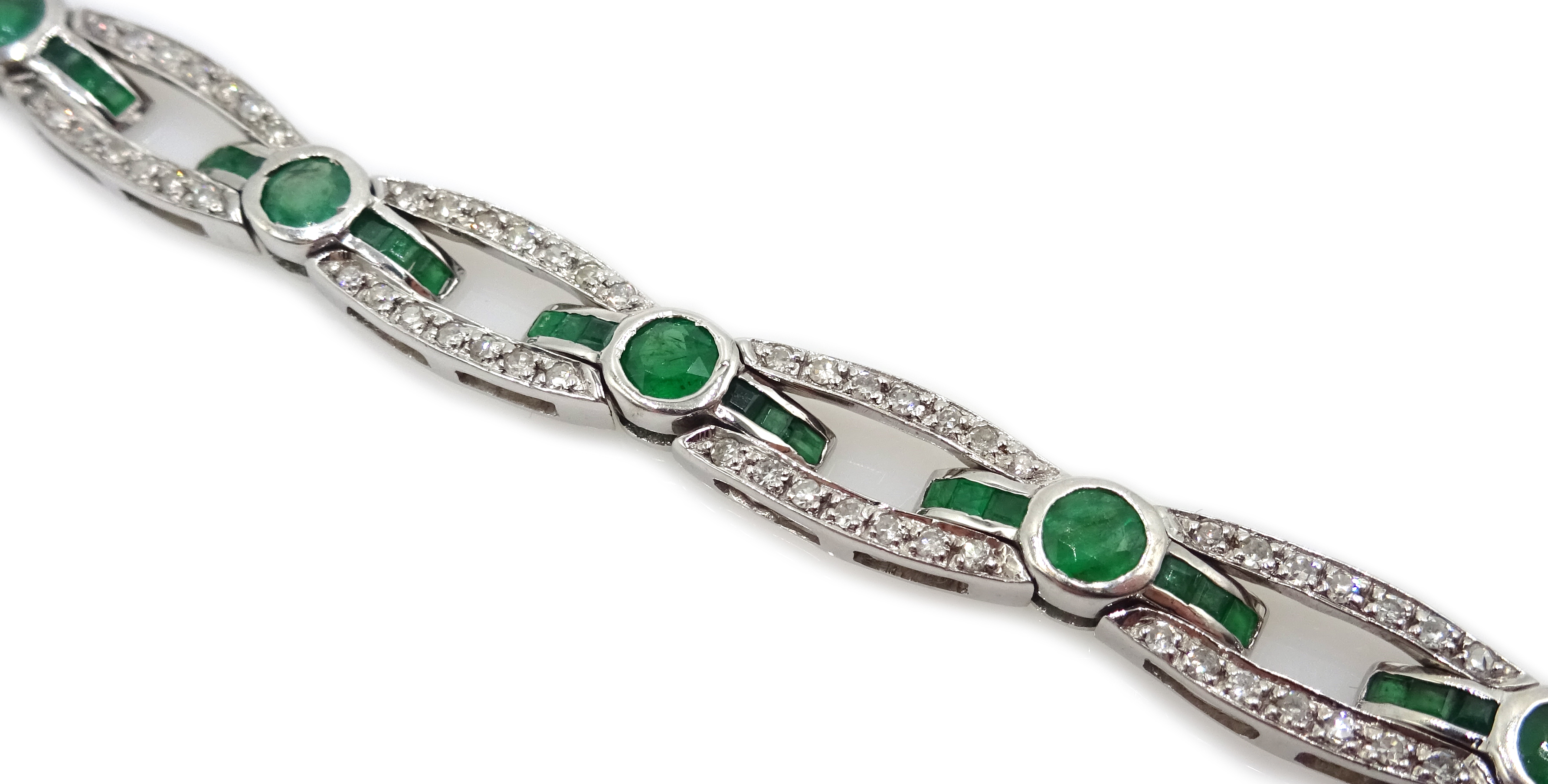 White gold round and calibre cut emerald and round brilliant cut diamond link bracelet, - Image 3 of 4