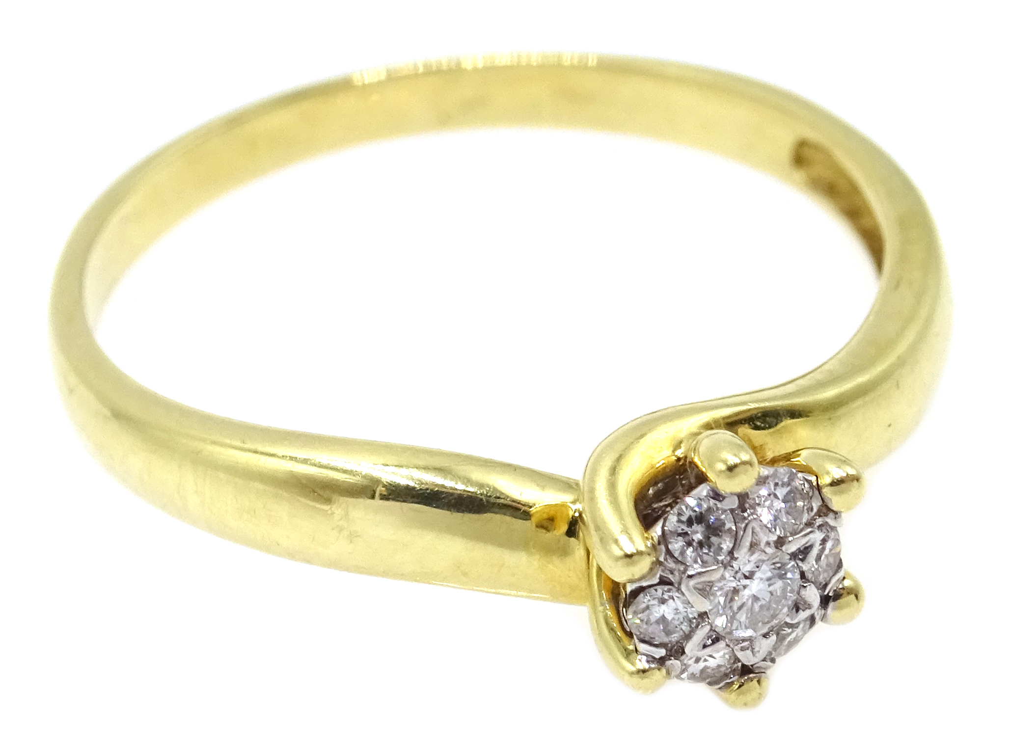 Gold diamond cluster ring, - Image 2 of 3