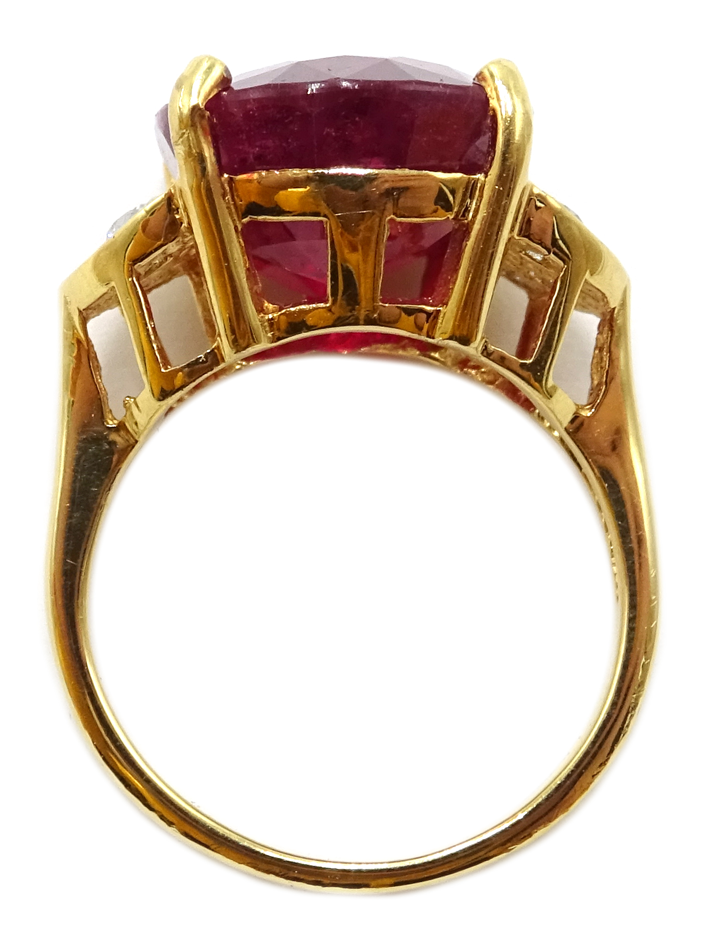 18ct gold oval ruby ring, with three diamonds set each side, hallmarked, ruby approx 10. - Image 5 of 5