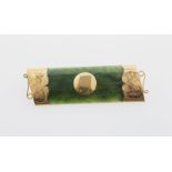 Large 9ct Mounted Greenstone Bar Brooch engraved end caps with central roundel