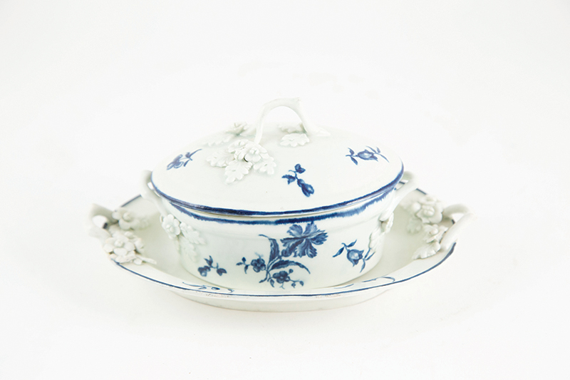 First Period Worcester Butter Tub with cover and stand in the Gilly flower pattern 13cm, 19cm