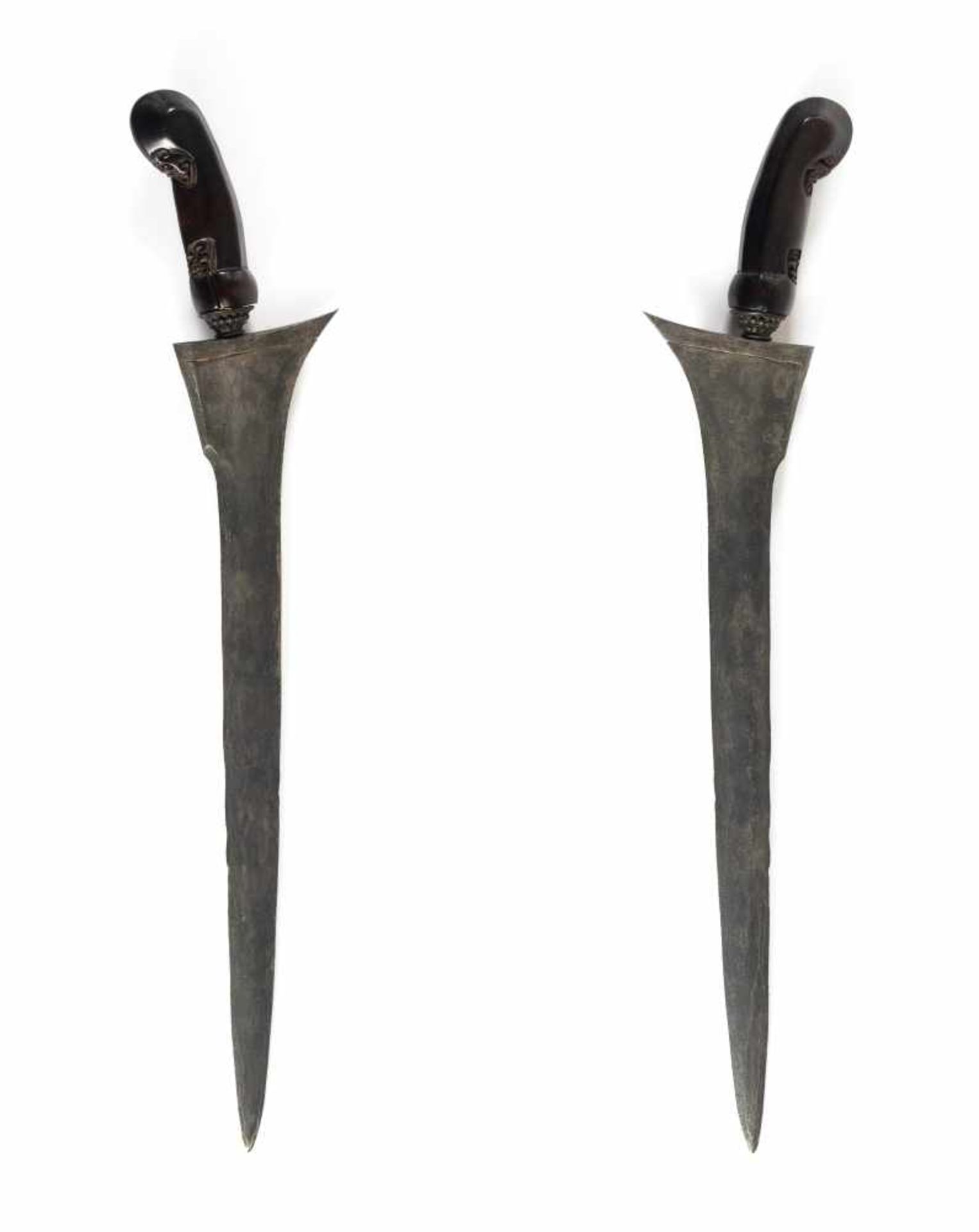 A Javanese Keris Solo, with 19th century blade.A Javanese Keris Solo, with 19th century blade. - Bild 3 aus 7