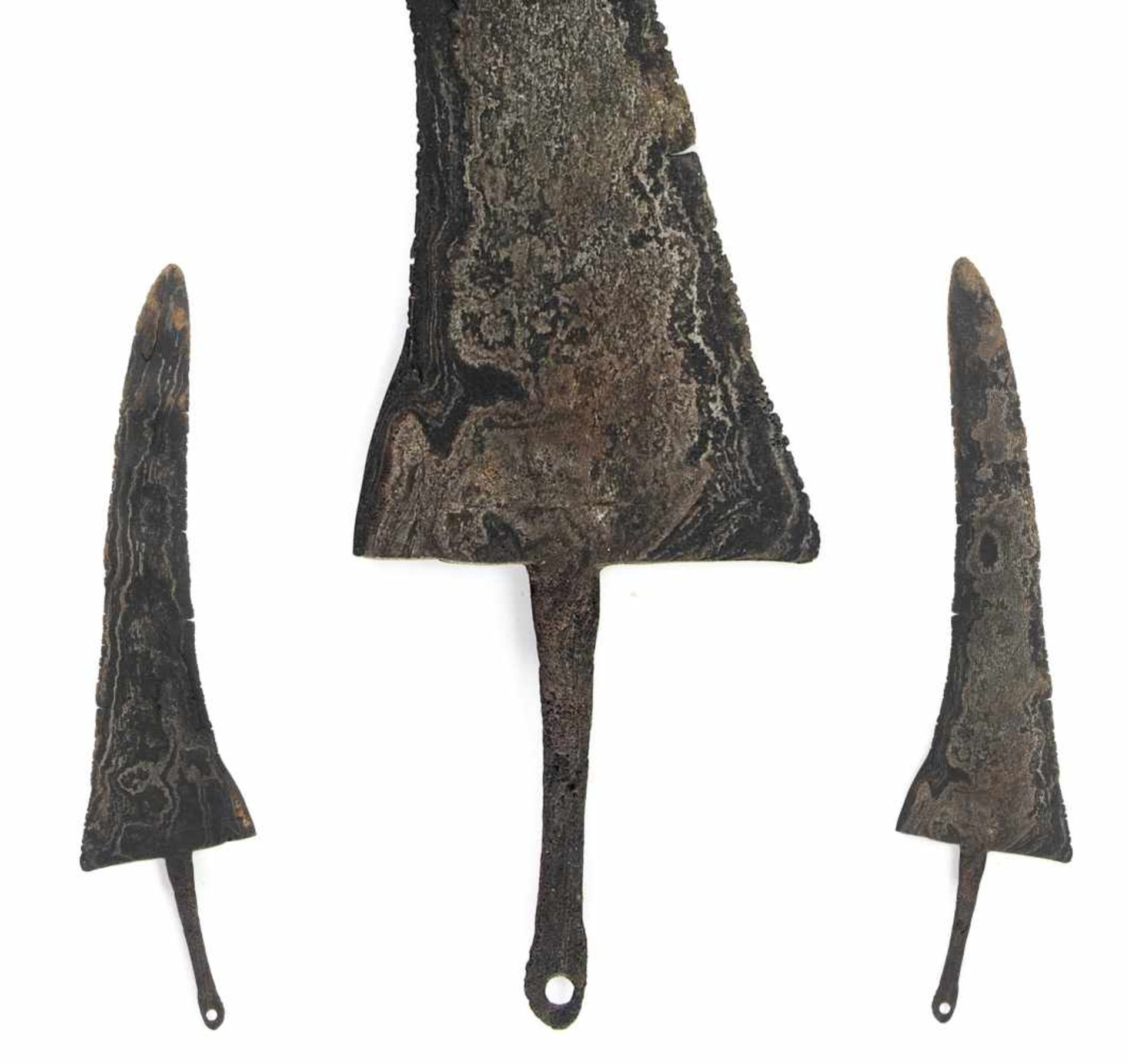 A West Javanese Keris Sombro, with rare possibly 13th century blade.A West Javanese Keris Sombro, - Bild 6 aus 7