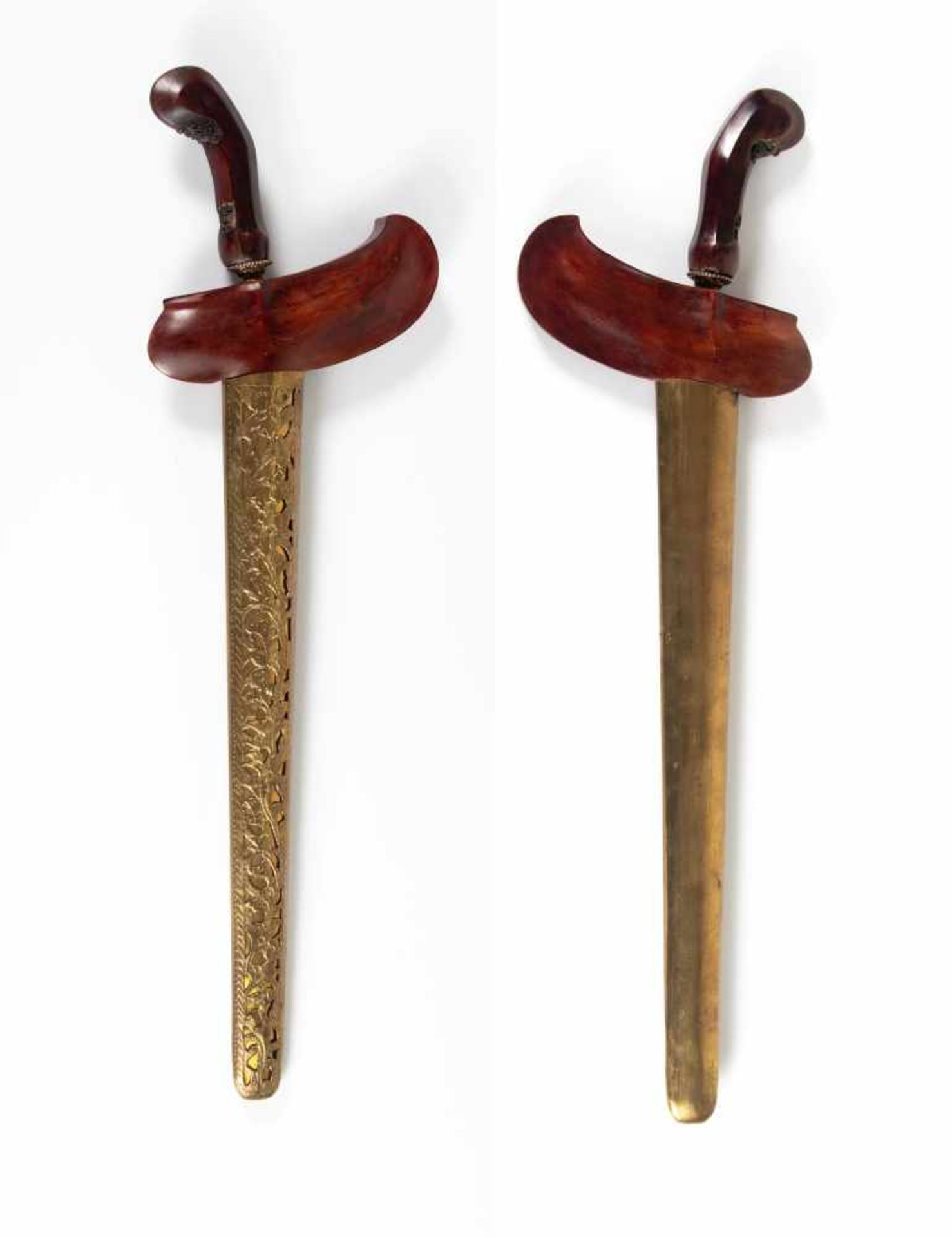 A Javanese Keris Solo, with early 17th century blade .A Javanese Keris Solo, with early 17th century - Bild 2 aus 7