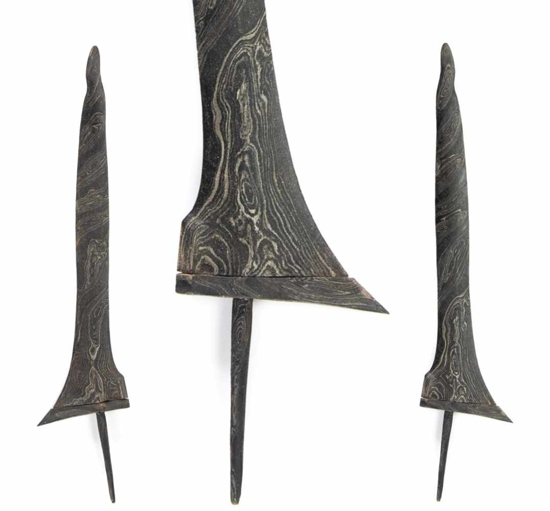 A Javanese Keris Jimat.A Javanese Keris Jimat. Umur (age): Kamardikan.The Keris with a hand forged - Bild 6 aus 7