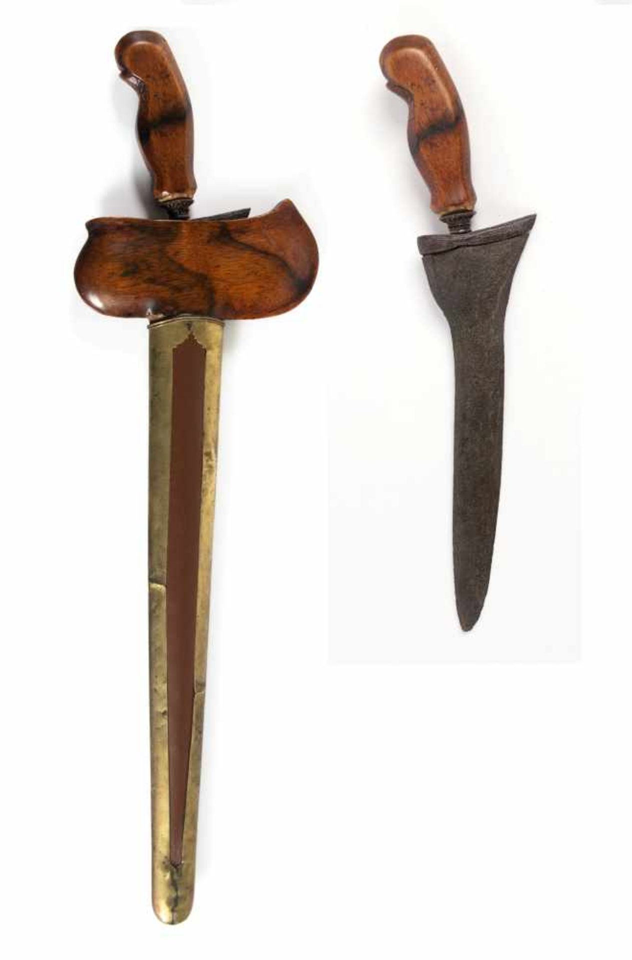 A Javanese Keris, with 13th century blade.A Javanese Keris, with 13th century blade. Umur (age):