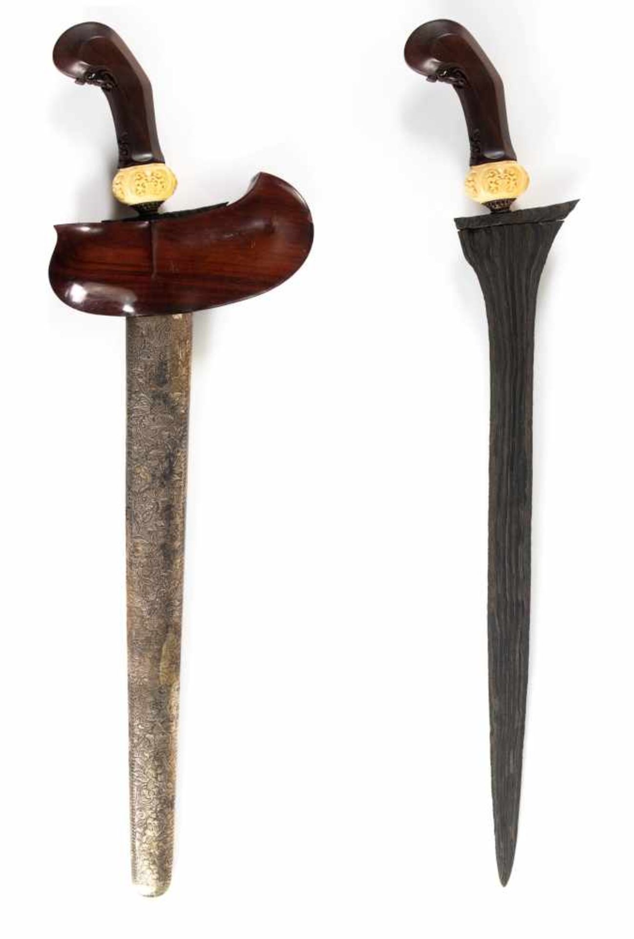 Javanese Keris Solo, with 14th century blade.Javanese Keris, with 14th century blade.Umur (age):