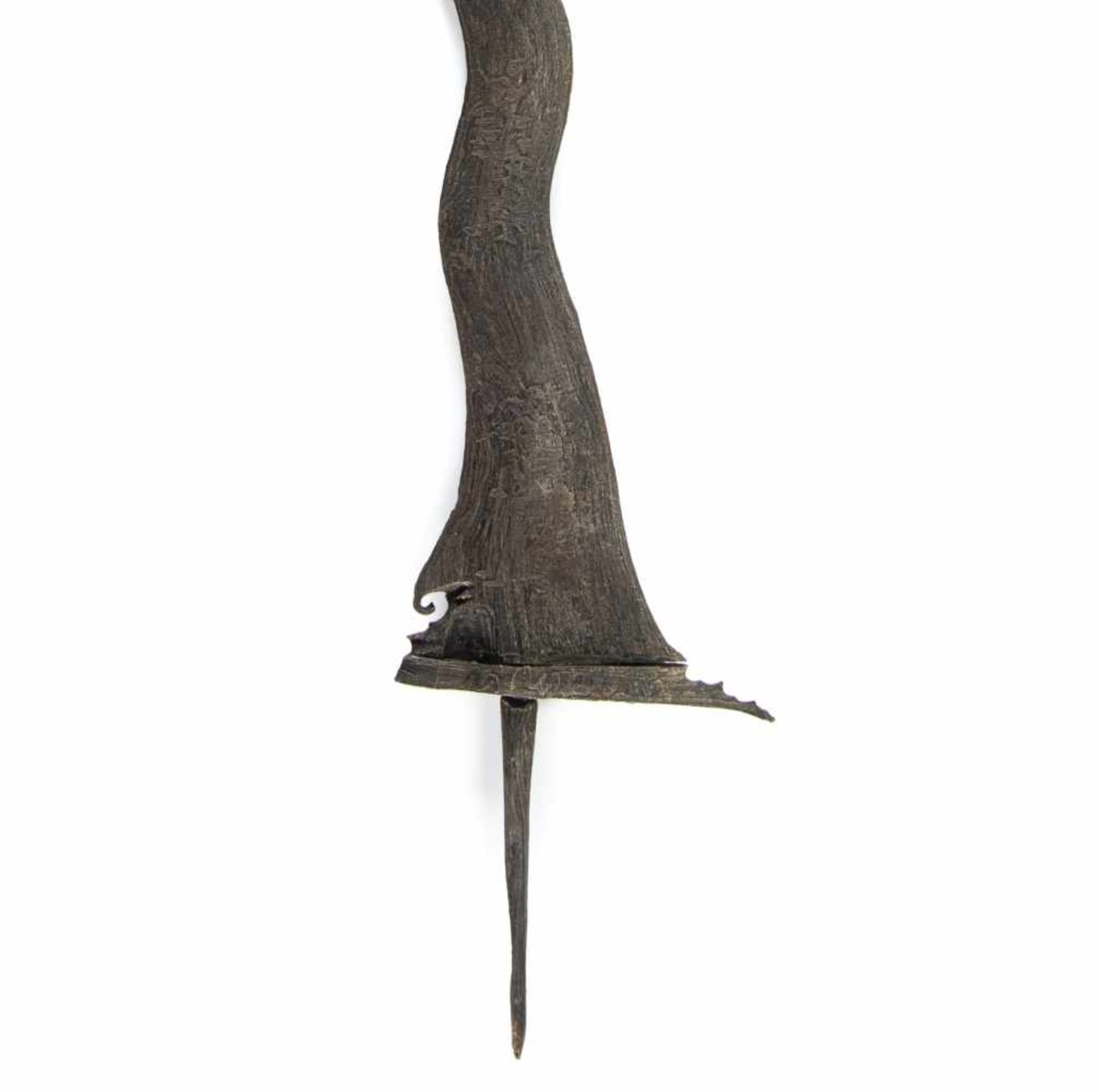 An East Javanese Keris.An East Javanese Keris. Umur (age): Kamardikan. Asal (=origin): Madura Aeng - Bild 5 aus 10