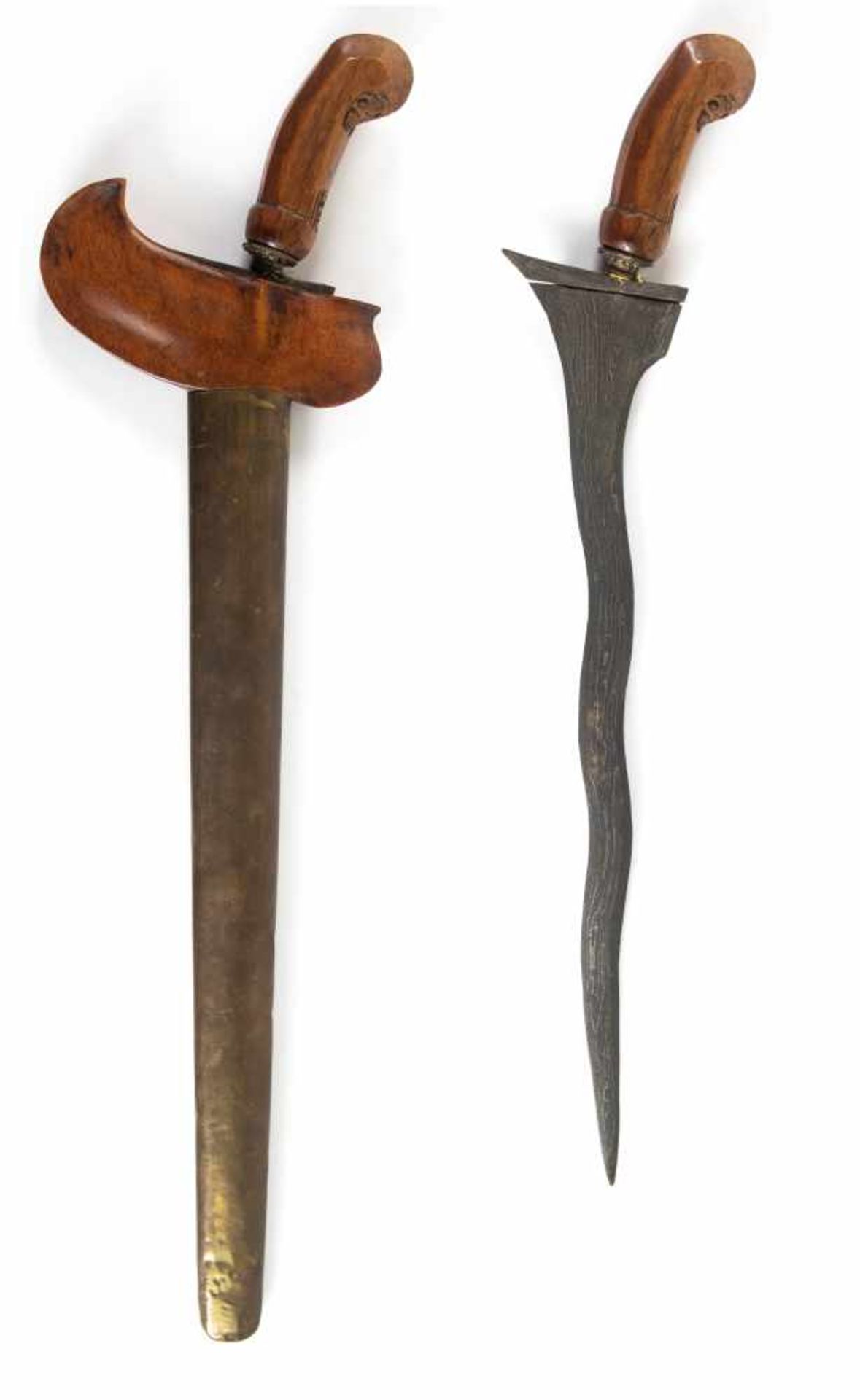 A Javanese Keris, with 15th century blade.A Javanese Keris, with 15th century blade.Umur (age): From - Image 7 of 7