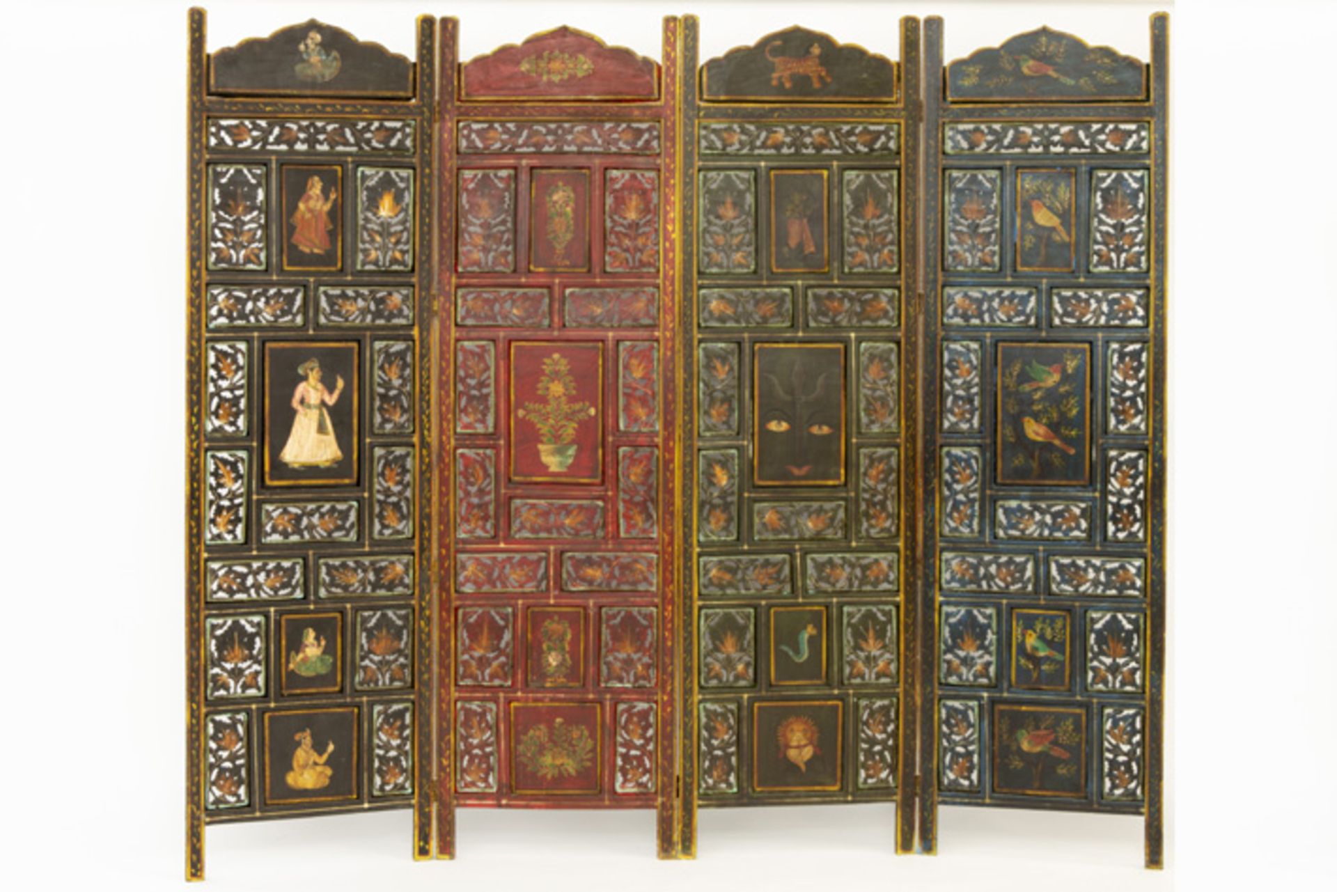 antique Indian screen in painted wood - since at least three generations in a Dutch [...]