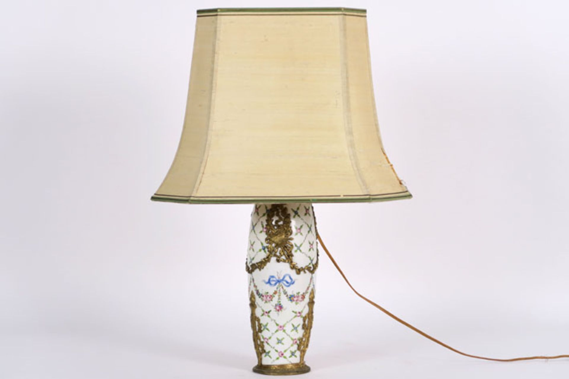 antique vase in marked Sèvres porcelain with mountings in bronze - made into a lamp [...]