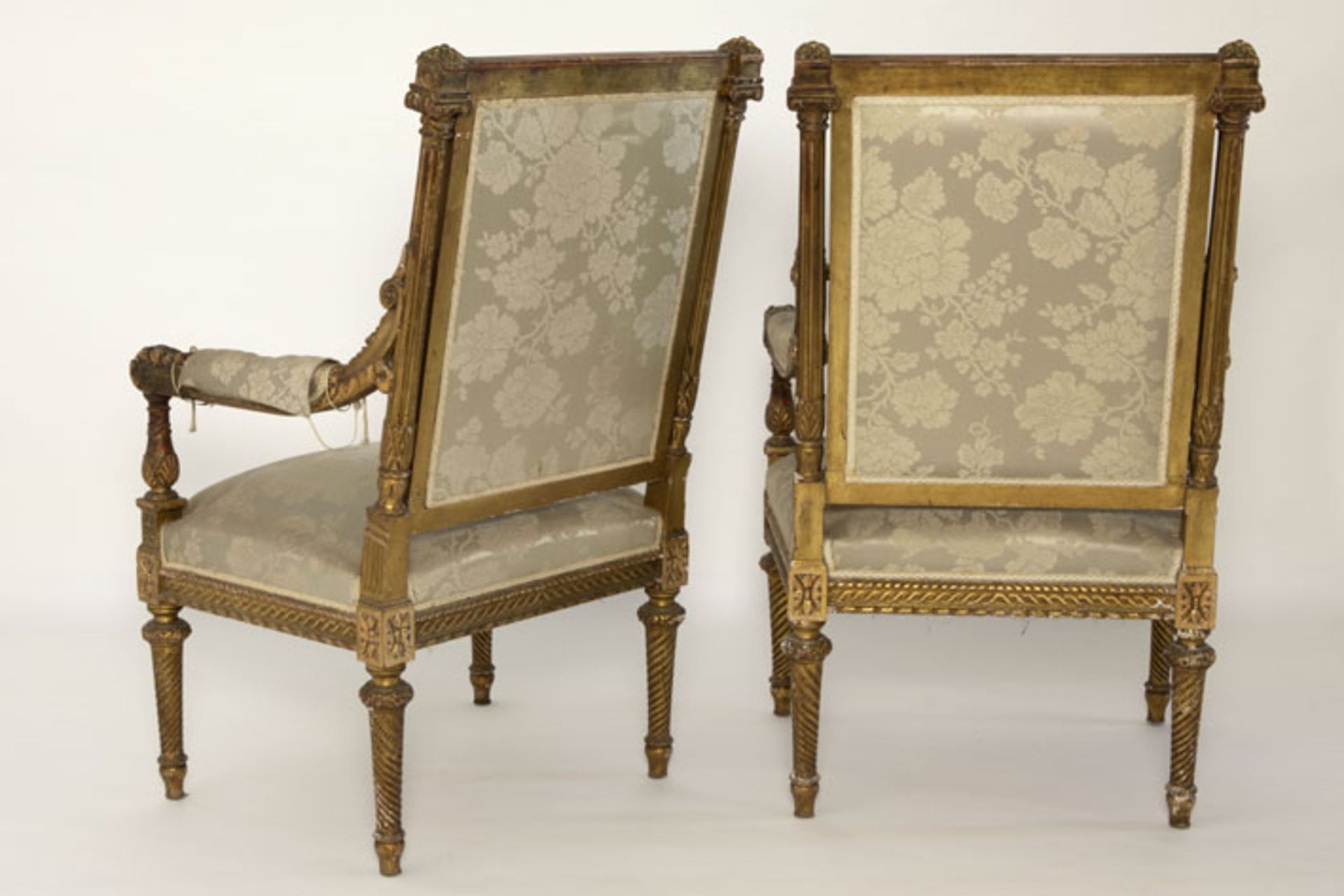 pair of antique neoclassical armchairs with a "à la Reine" model in the style of [...] - Bild 2 aus 2