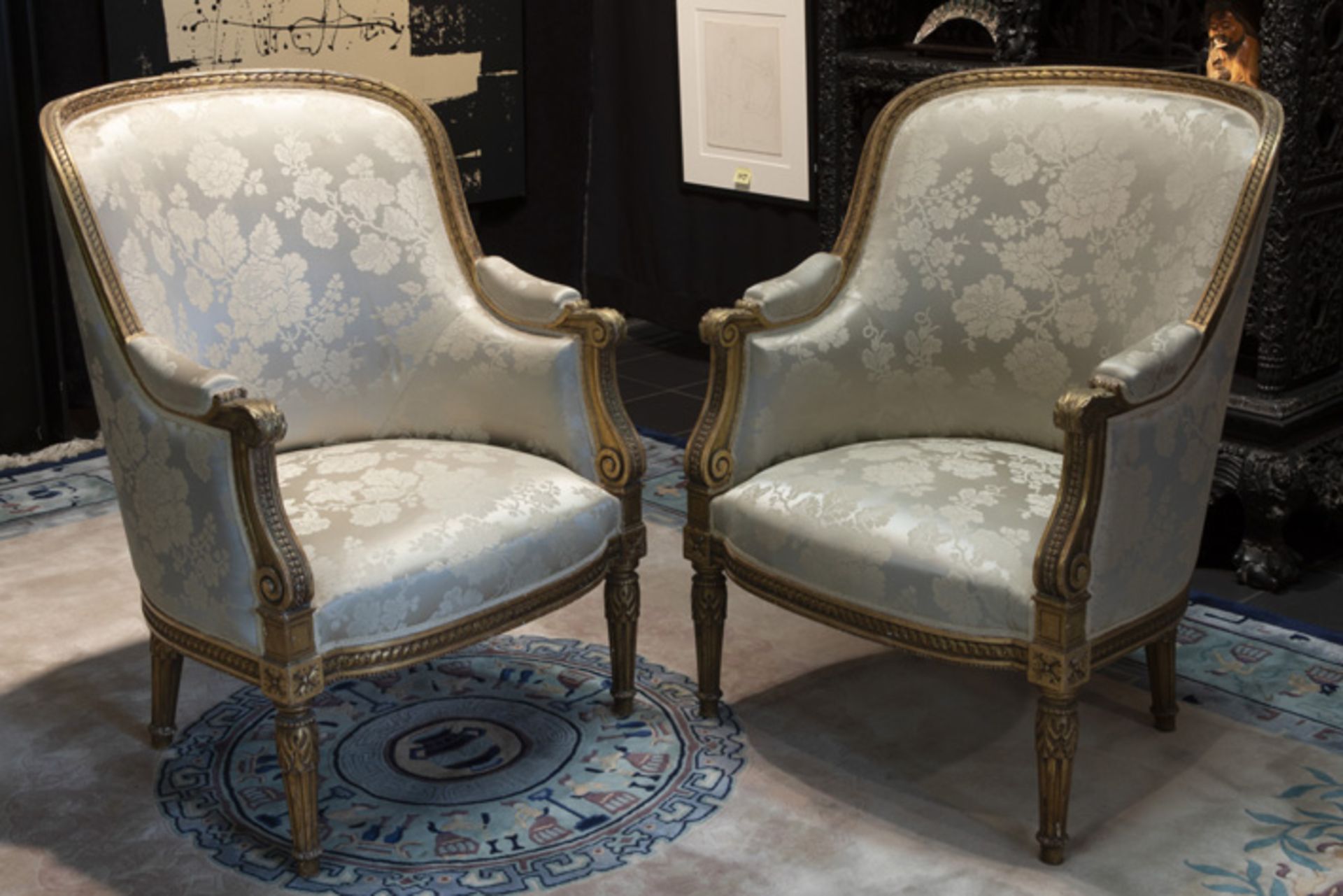 pair of antique guilded Louis XVI style armchairs - - Paar antieke Lodewijk [...]