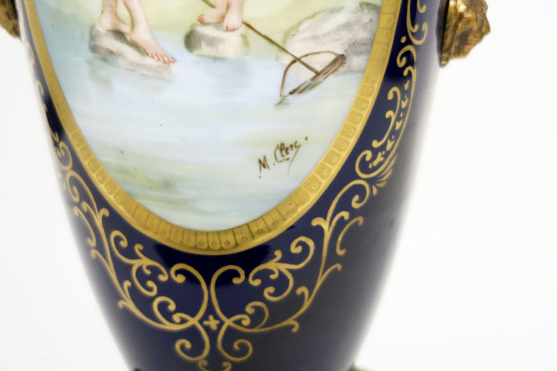 antique vase in Sèvres porcelain with an oval painting, signed M. Clerc - - [...] - Bild 3 aus 3