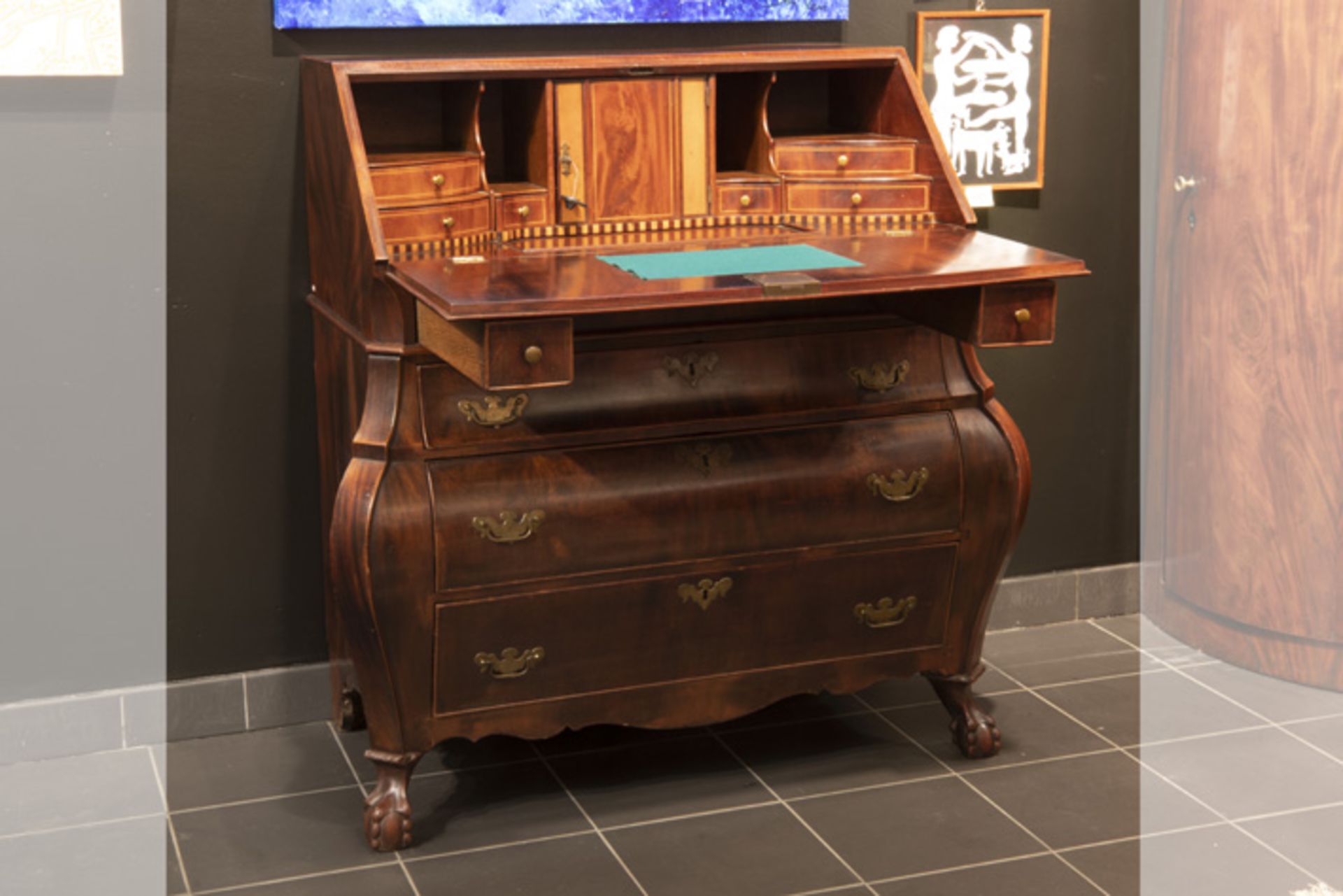 18th Cent. Dutch bureau in mahogany - - NEDERLAND - 18° EEUW fraaie secretaire [...] - Bild 2 aus 2