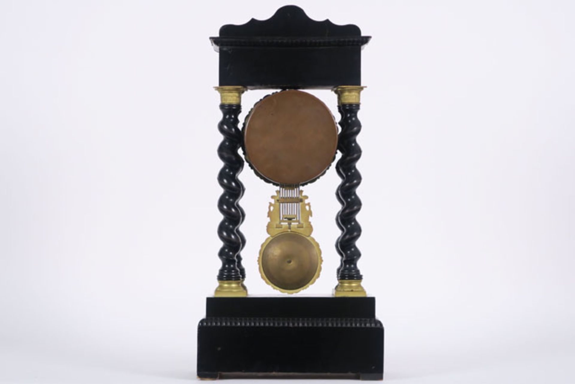 small 19th Cent. clock with case in ebony and ebonised wood - - Negentiende eeuws [...] - Bild 3 aus 4