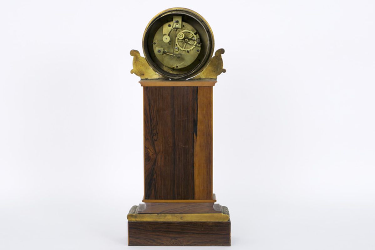 Antieke klok (met thermometer) met een kast in marqueterie, versierd met gedoreerd [...] - Image 2 of 3