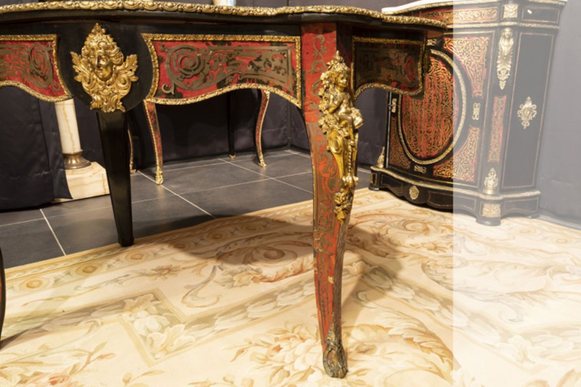 FRANKRIJK - ca 1850/70 Napoleon III-tafel met lade in "Boulle", versierd met fraai, [...] - Bild 3 aus 3