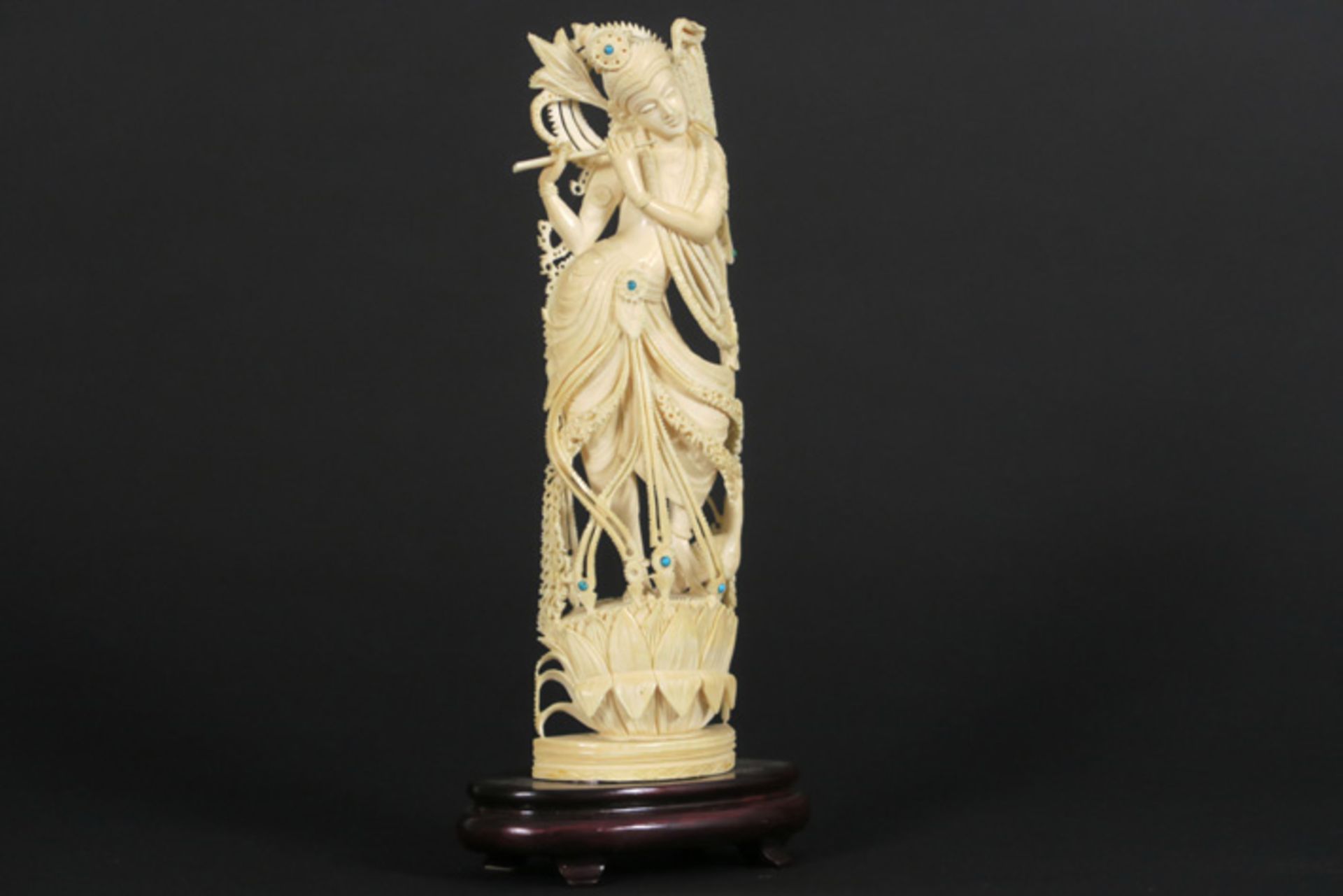 Oude Indische sculptuur in ivoor met ingelegde kralen van turkoois : "Krishna" - [...] - Bild 2 aus 4