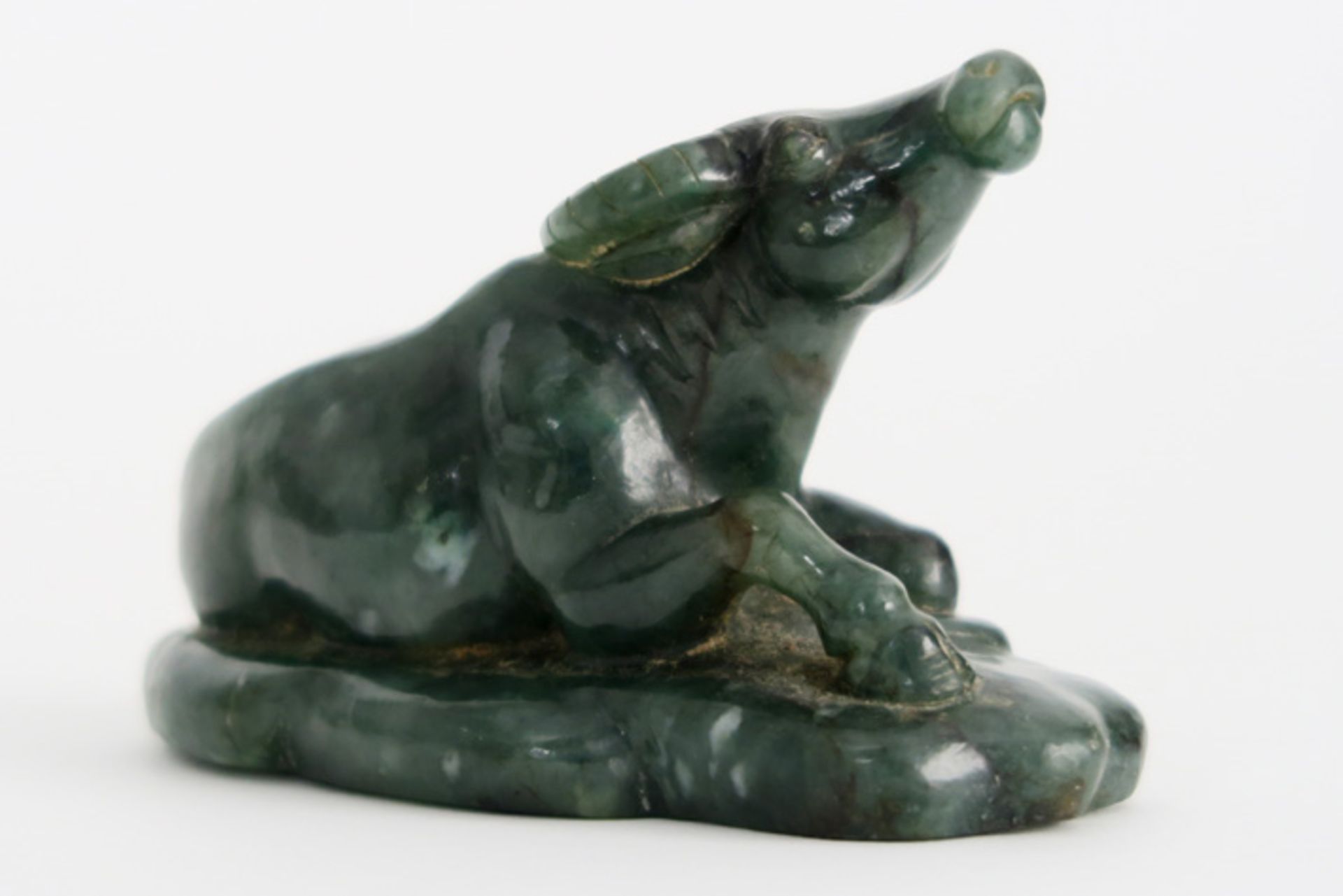 Chinese sculptuur in jade : "Waterbuffel" - breedte : 11 cm - - Chinese [...] - Bild 3 aus 4