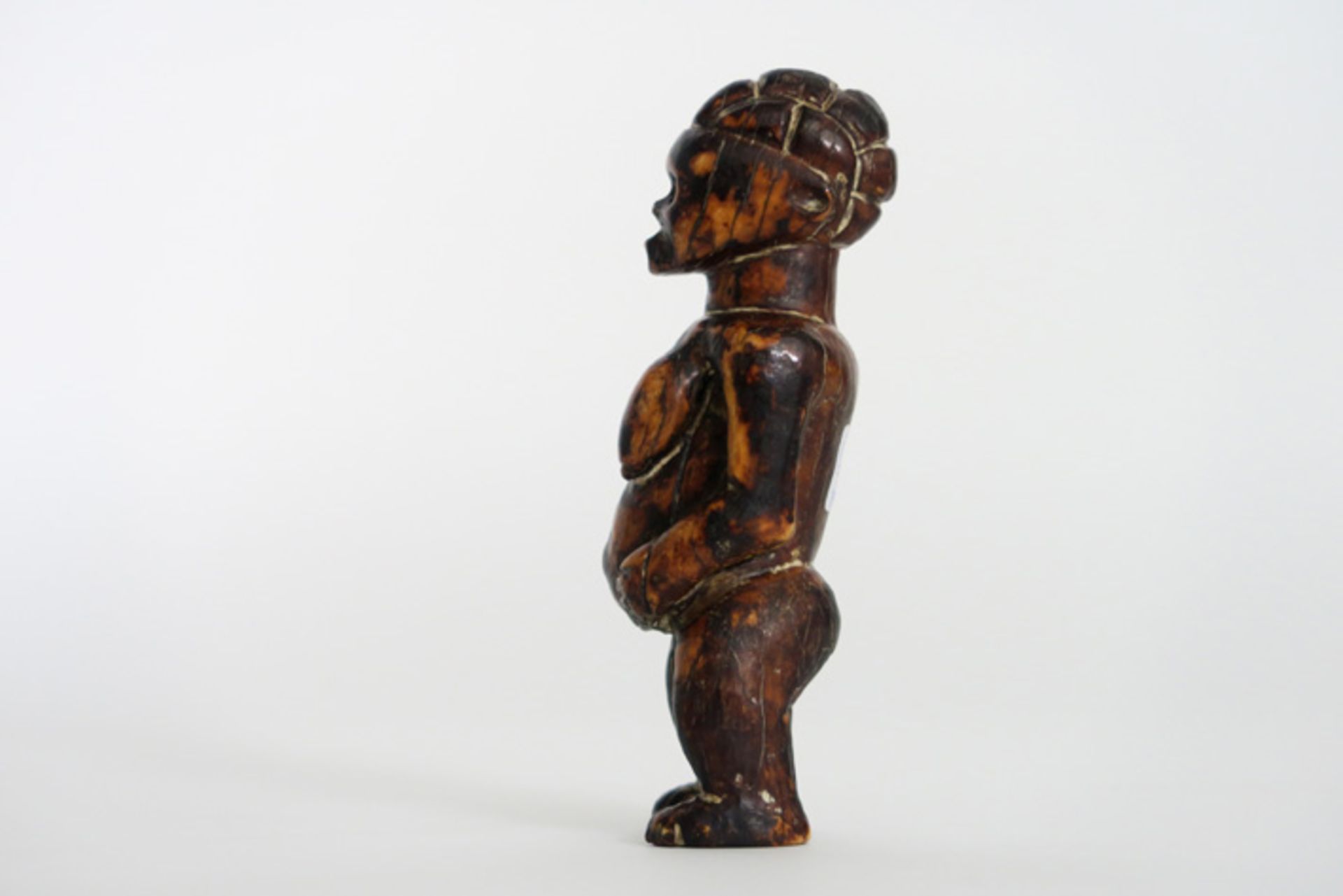 AFRIKA - KONGO sculptuur van de "Kuma" in ivoor met een mooie oude gebruikspatine [...] - Bild 3 aus 4