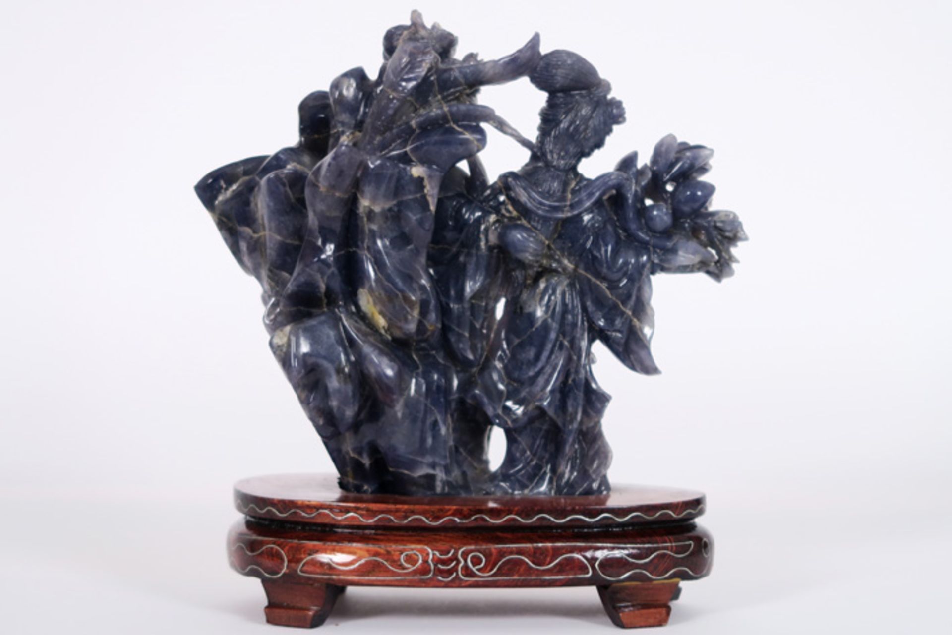 Chinese sculptuur in ioliet (edelsteensoort met blauwachtige kleur) : "Twee [...] - Bild 3 aus 4