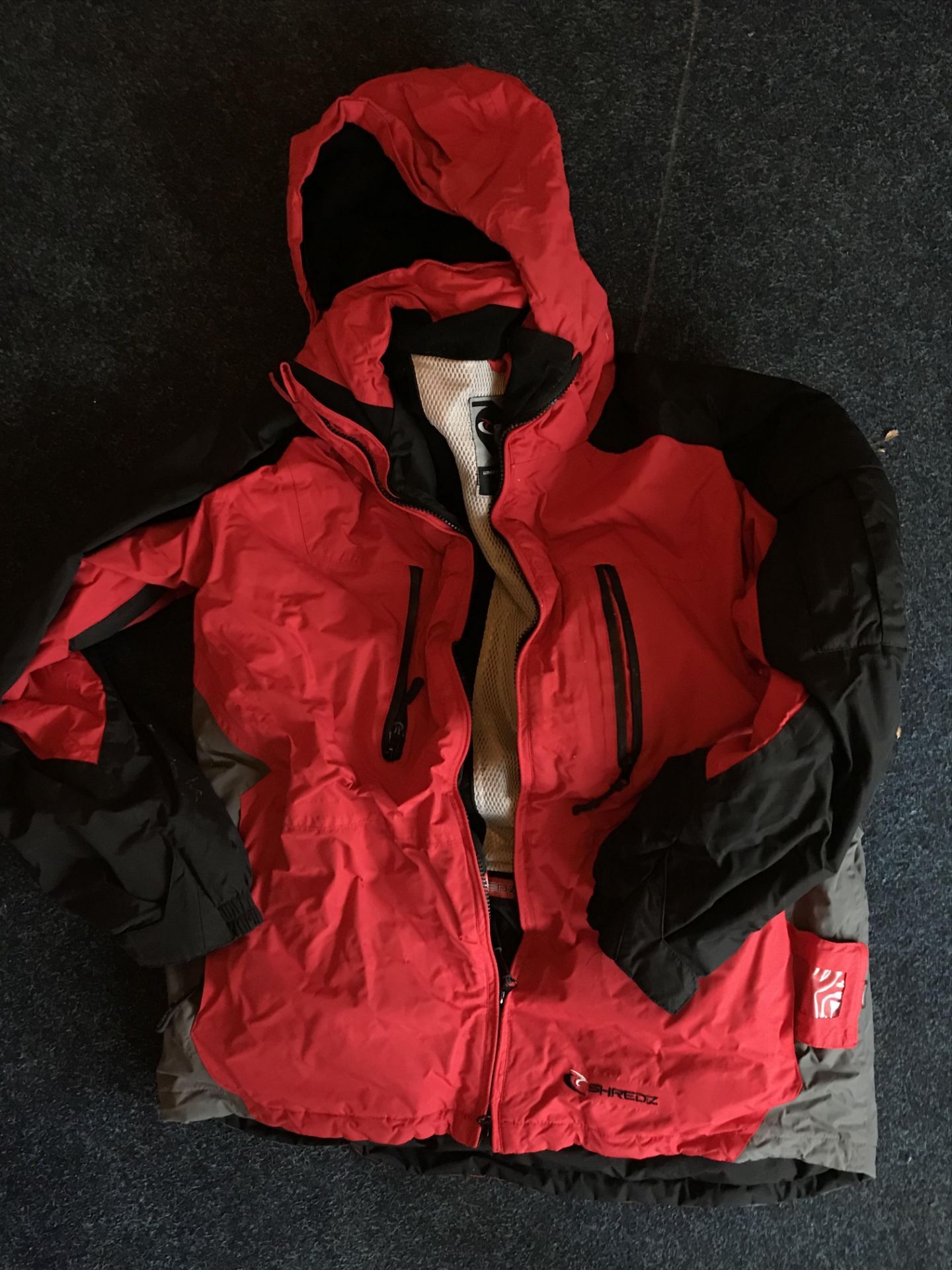 Mens Large Ski Jacket - Used only a handful of times