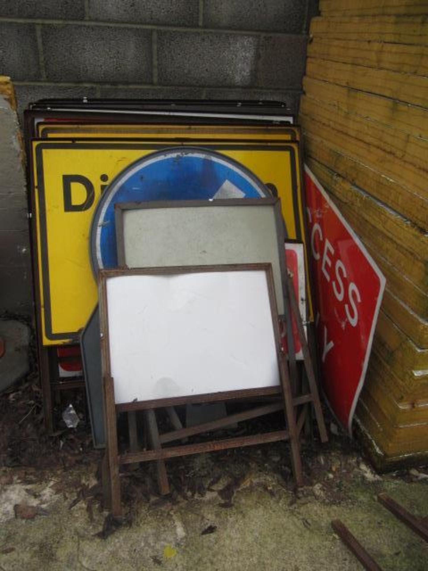 Quantity of various site warning signs. Located The Nurseries, New Passage Road, Pilning, Bristol,