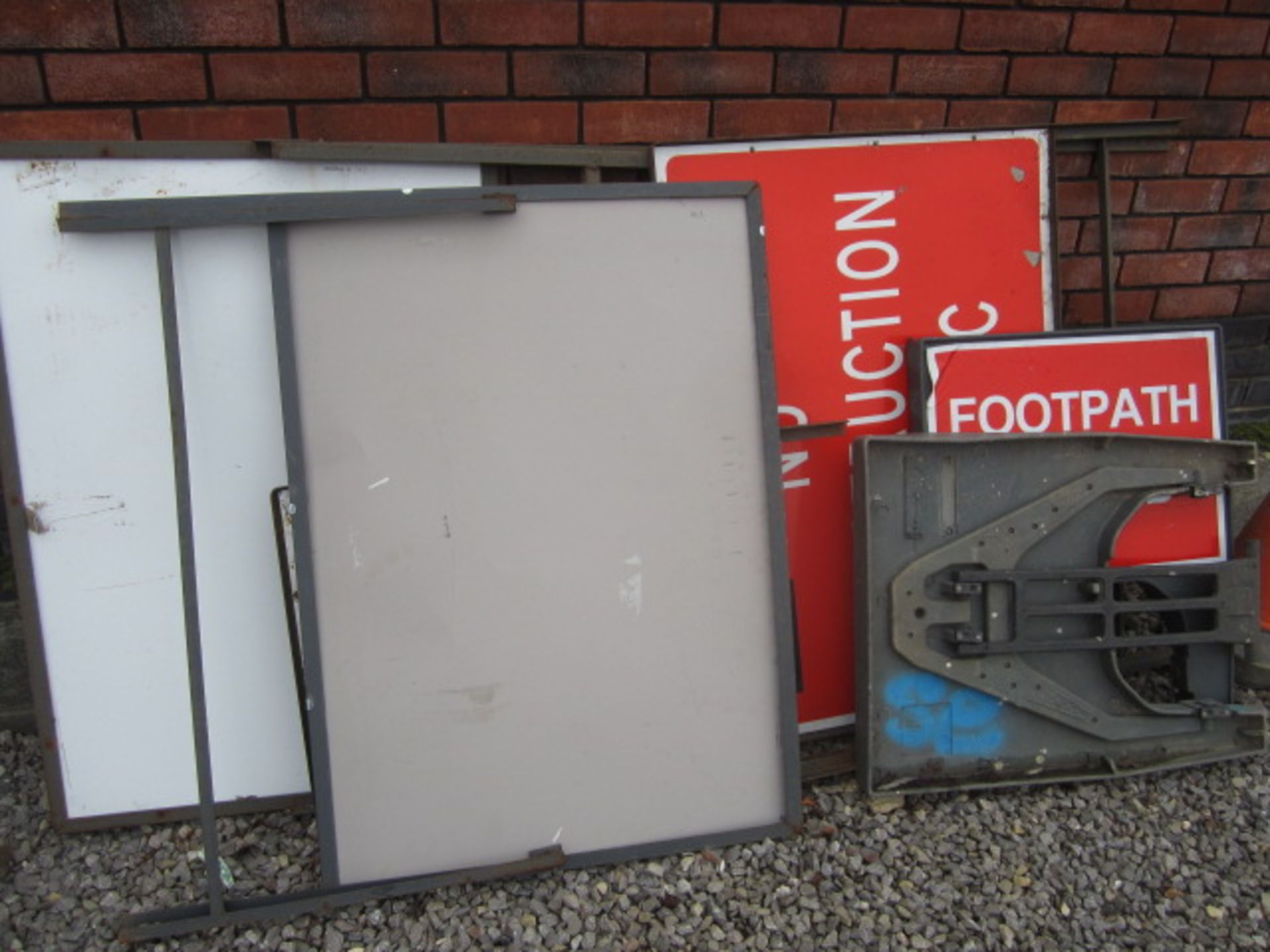 Quantity of various site warning signs. Located The Nurseries, New Passage Road, Pilning, Bristol, - Image 4 of 6