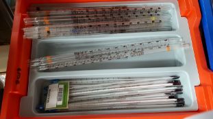 Quantity of glass thermometers and measuring tubes (Ref: WA12019)