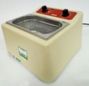 Decon Laboratories Sonic water bath, model FSMINOR, serial number 10253 (Ref: WA11087)