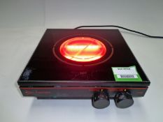 Shott HT2 Halogen Hotplate Stirrer, 1250w, serial number CO3145 (Ref: WA10859)