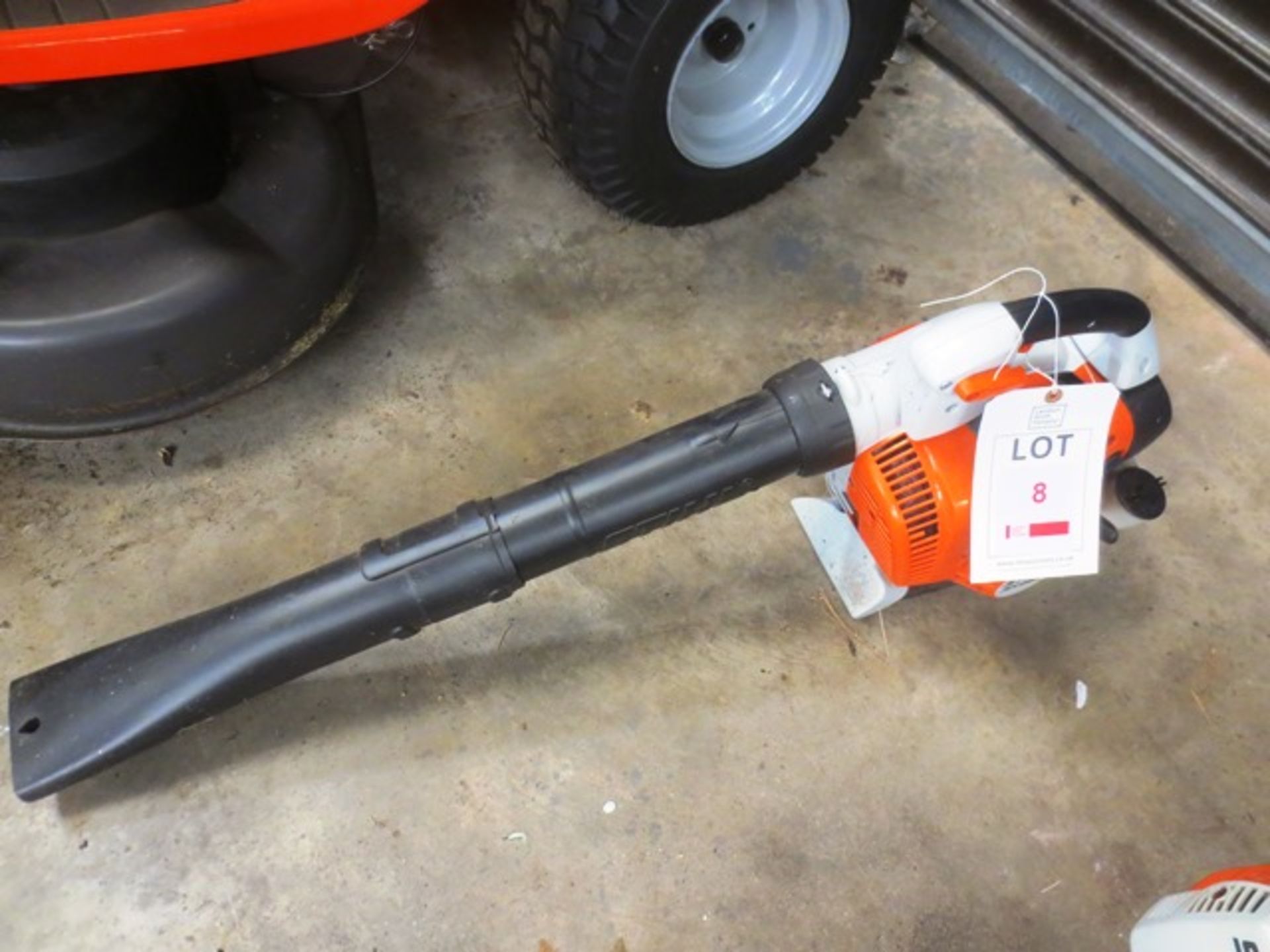 Stihl SH 86c petrol powered blower (2013)