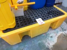 Plastic bunded, chemical drip tray/pallet (excludes all contents), approx 1300 x 750mm