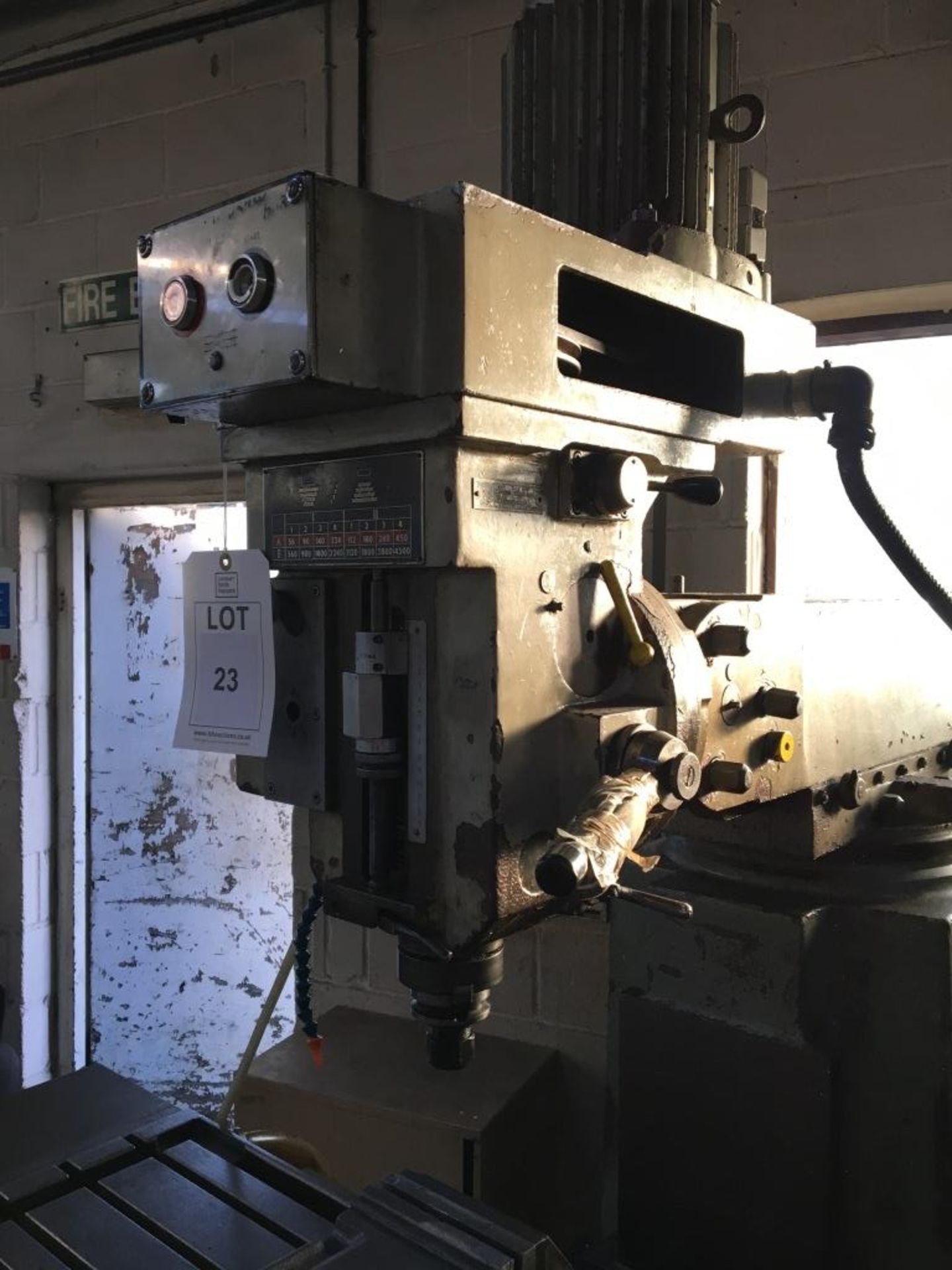 TOS Kurim Finesa FNK25 turret milling machine, Year of manufacture: 1978, Serial no. 23999. This lot - Image 4 of 6