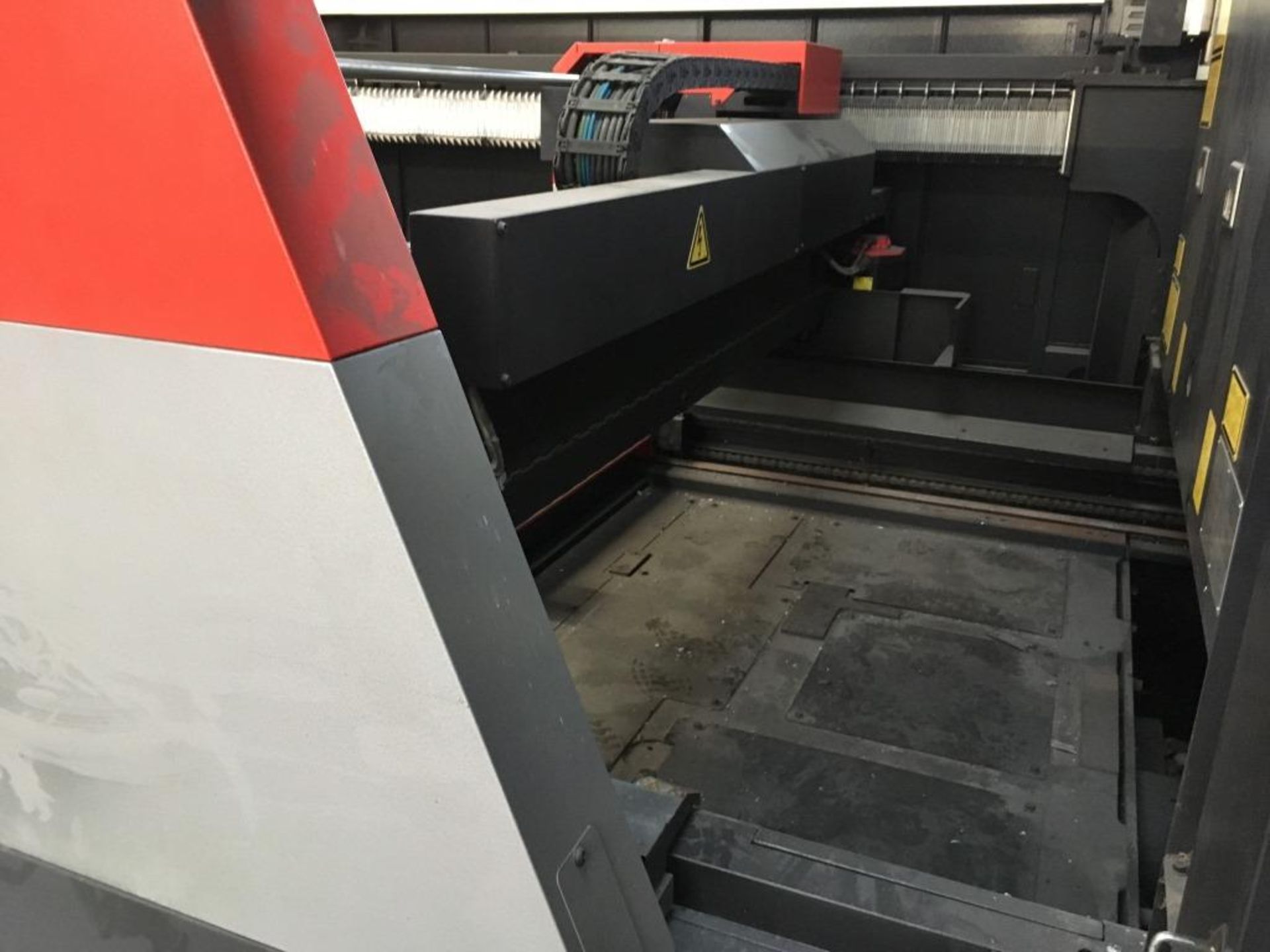 Amada FO MII 3015 NT 4 kw laser cutter, Year of manufacture: 2011, Serial No. 033, approx. 15,000 - Image 5 of 22