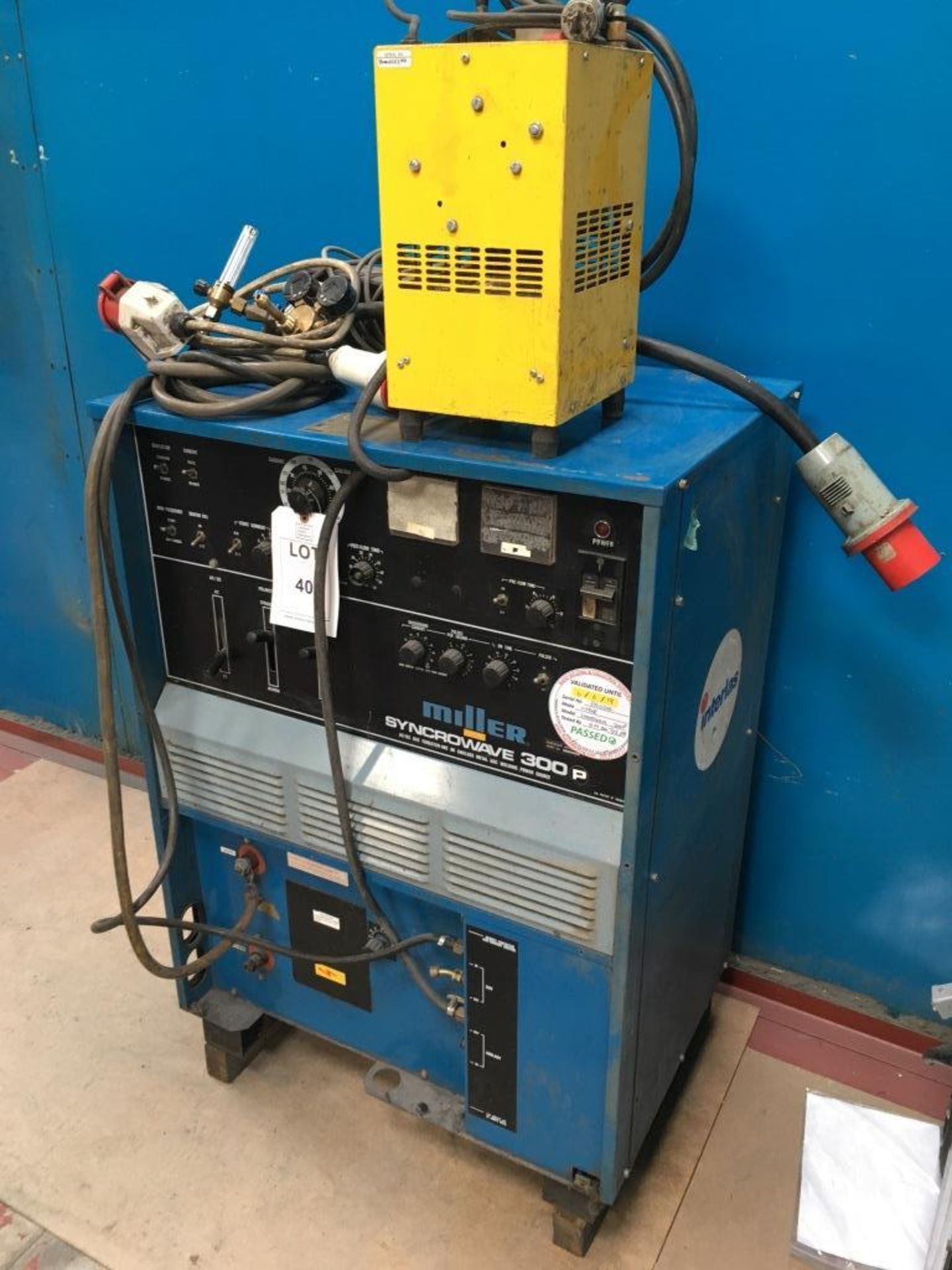 Miller Syncrowave 300P AC/DC tig welder, Serial no. RA0206 with TA XC600 water cooler - Image 2 of 4