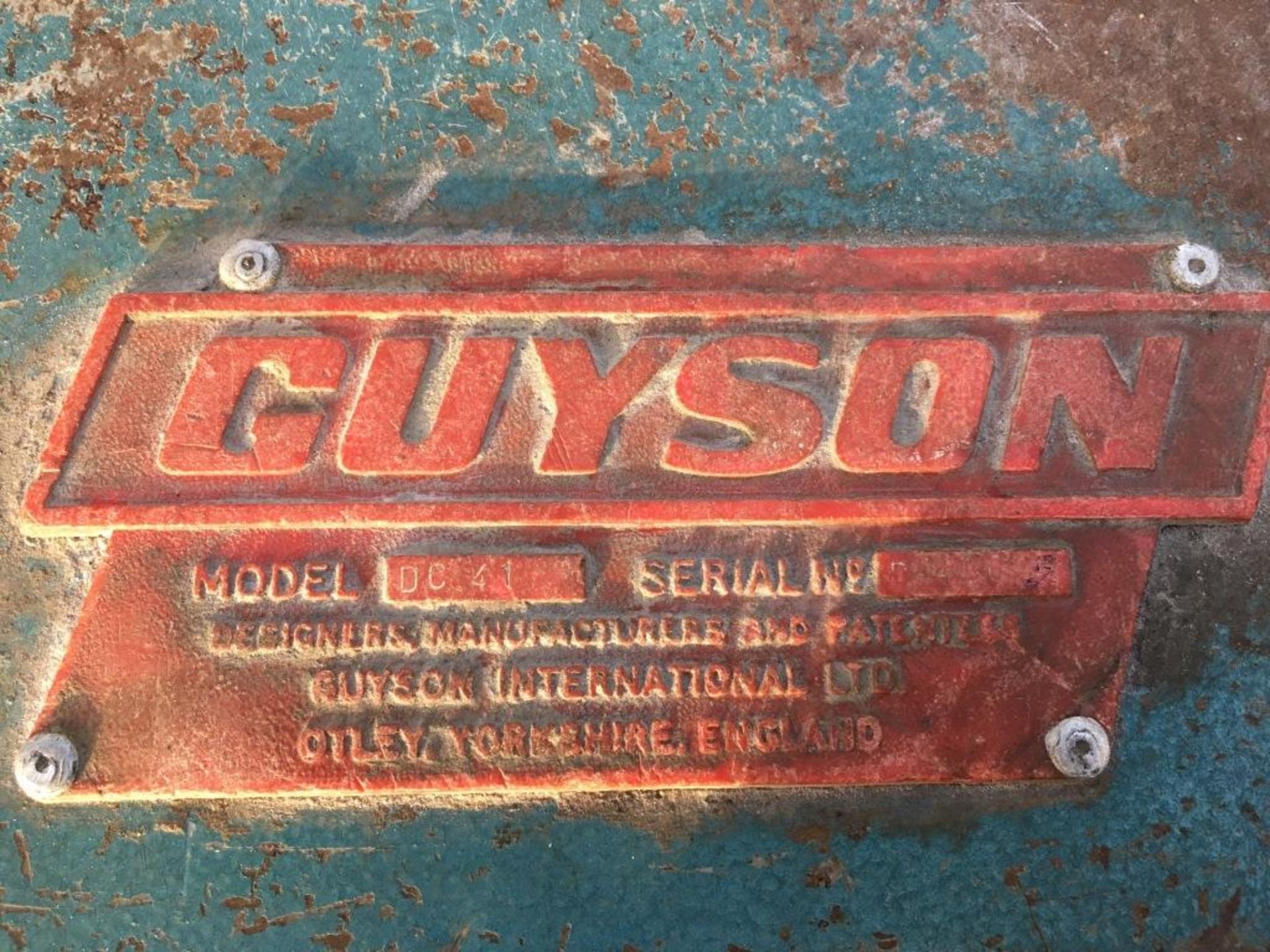 Guyson Super 6 bead blaster, Serial No. A15952 with Guyson DC41 dust extraction and CompAir - Image 4 of 6