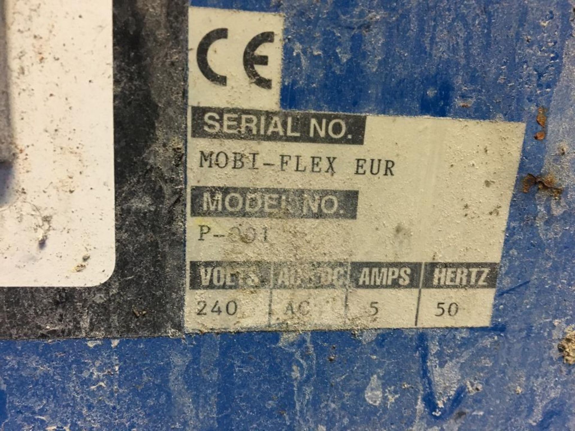 Mobile Mobi-Flex Eur model P-001 fume extractor - Image 2 of 2
