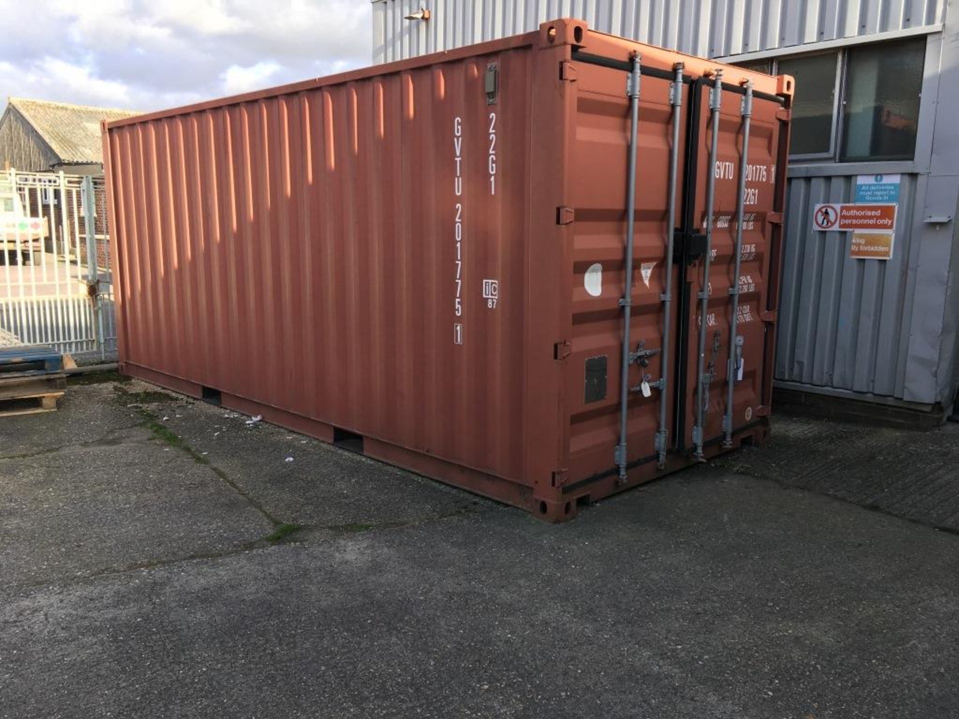 20' cargo container, Year of manufacture 2004. A work Method Statement and Risk Assessment must be