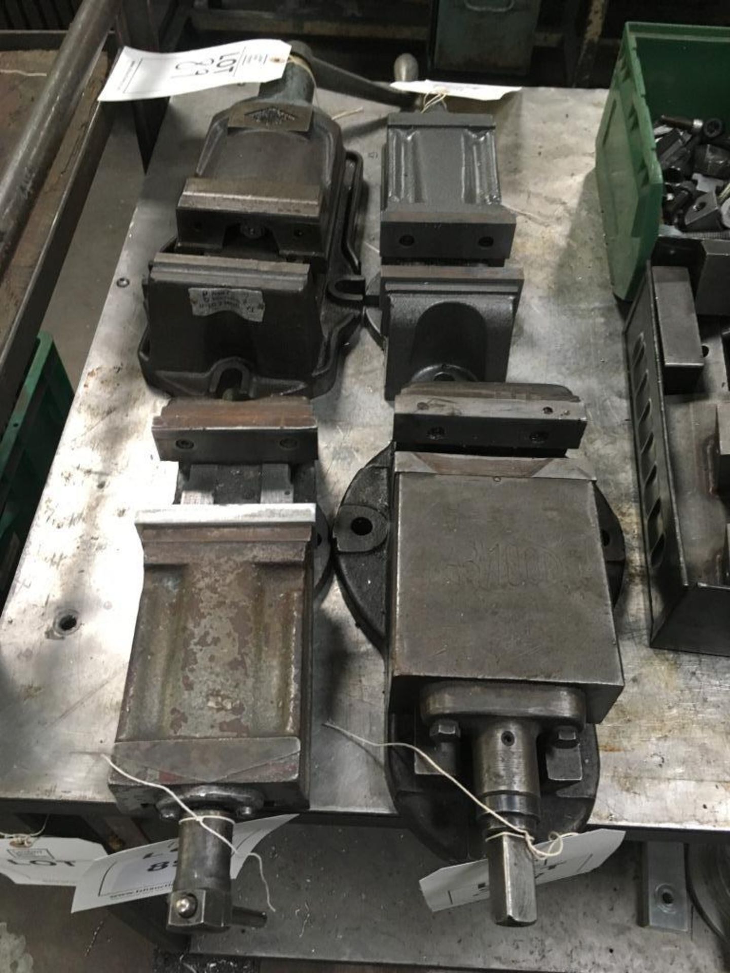 Four machine vice